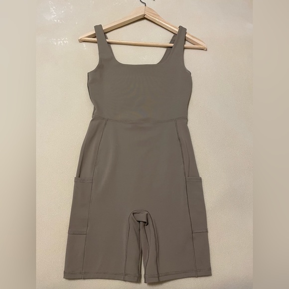 Oak + Fort Beige Romper - Picture 2 of 5
